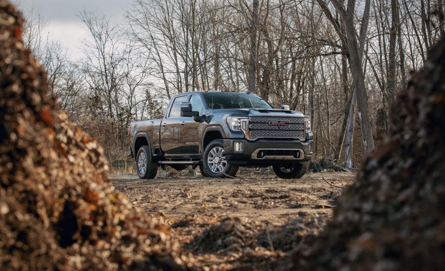  GMC Sierra 2500 HD Denali Crew Cab 2019 года  (фото 33 из 40)
